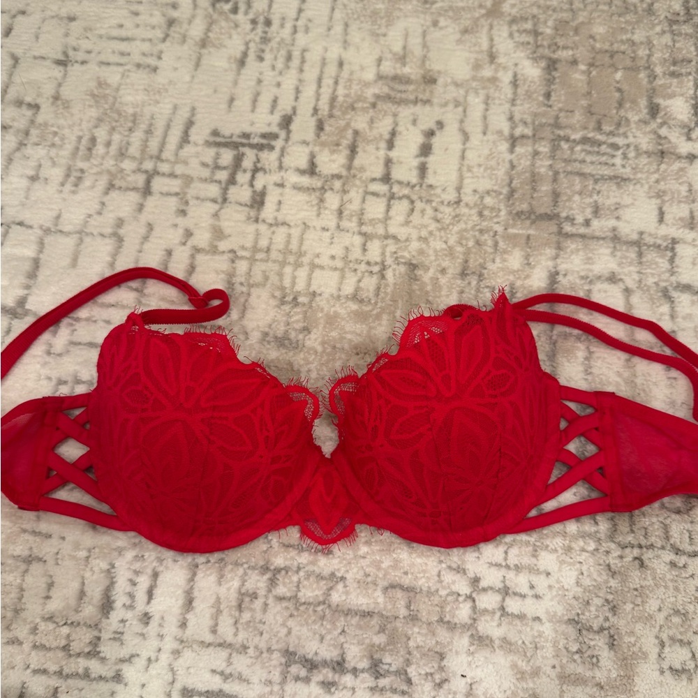Victoria Secret Red Lace Underwire Push-Up Bra - Women Intimates